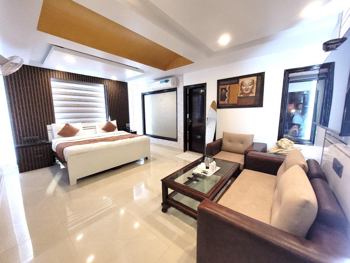 Hotel The Daanish Residency - Karol Bagh New Delhi Exterior photo
