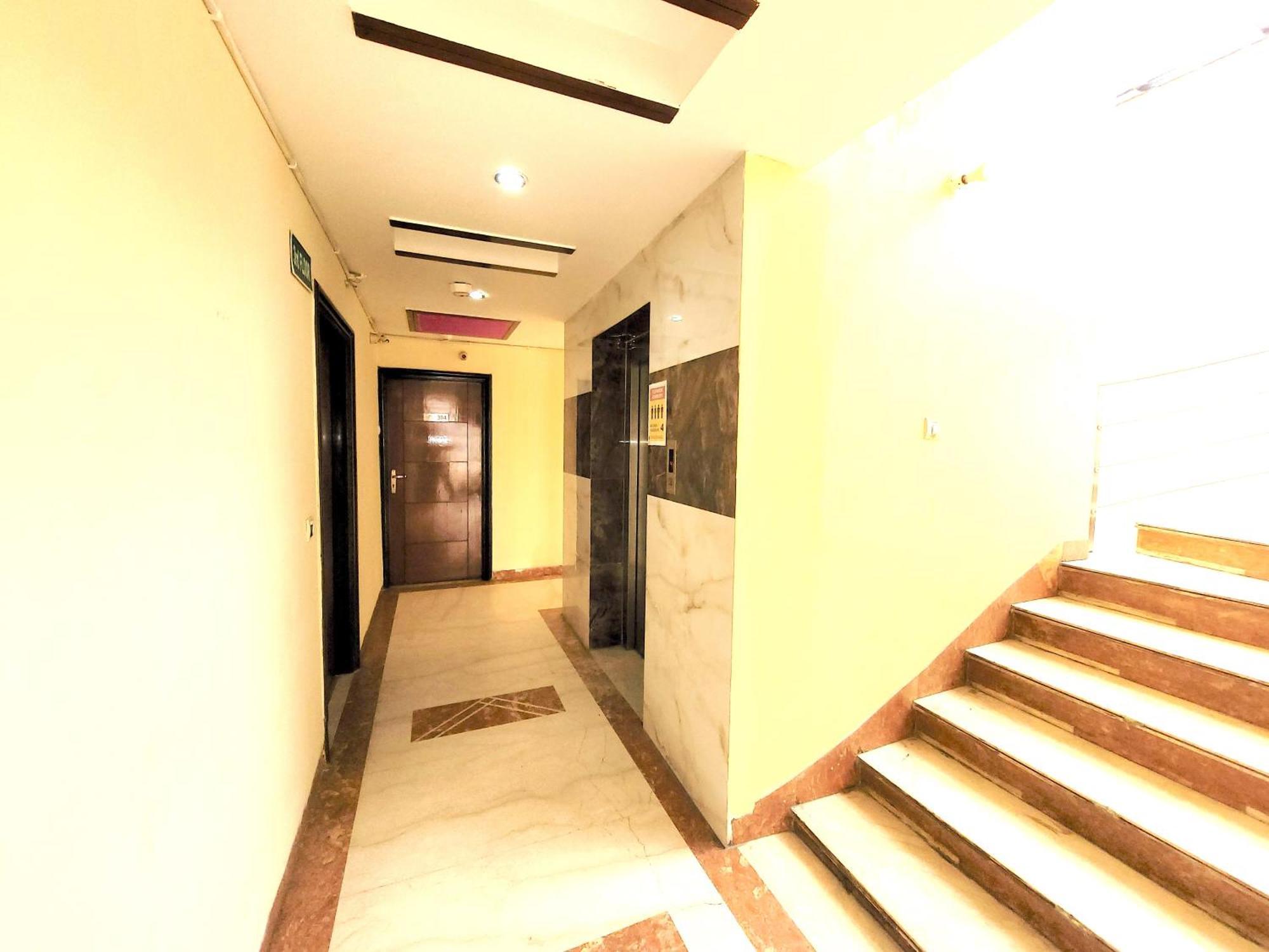 Hotel The Daanish Residency - Karol Bagh New Delhi Exterior photo