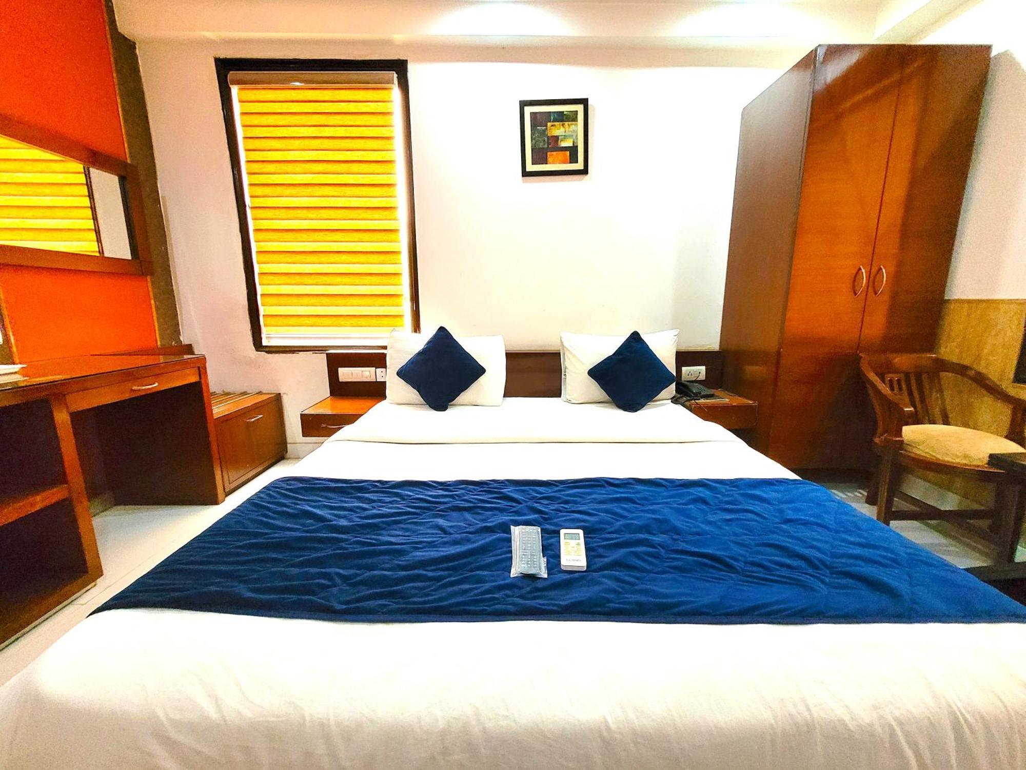 Hotel The Daanish Residency - Karol Bagh New Delhi Exterior photo