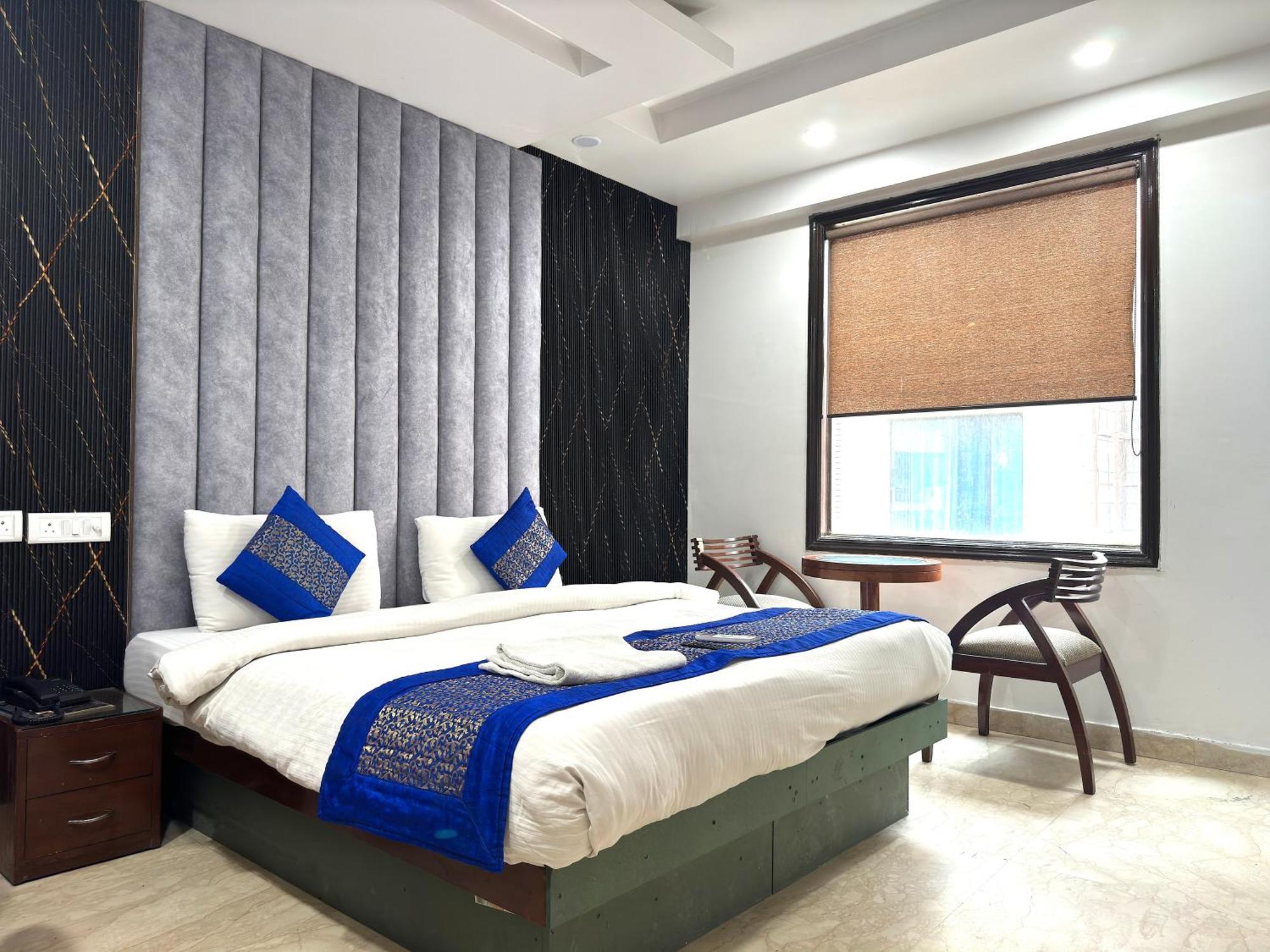 Hotel The Daanish Residency - Karol Bagh New Delhi Exterior photo