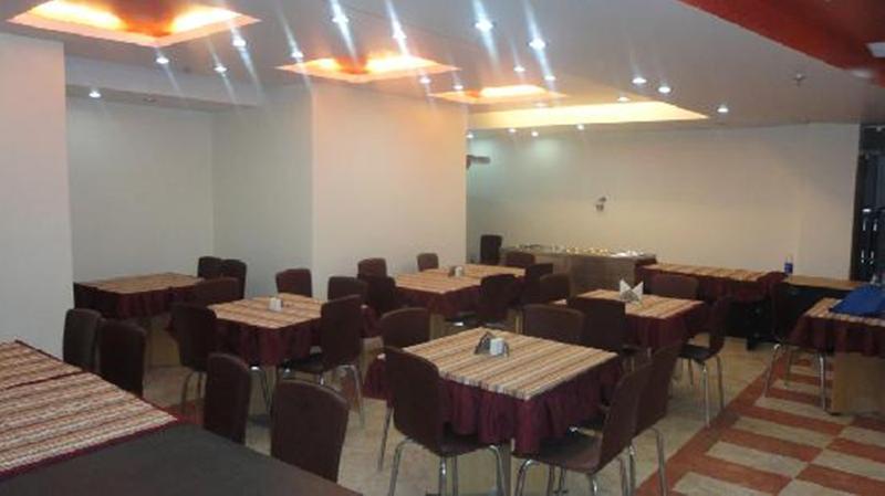 Hotel The Daanish Residency - Karol Bagh New Delhi Restaurant photo